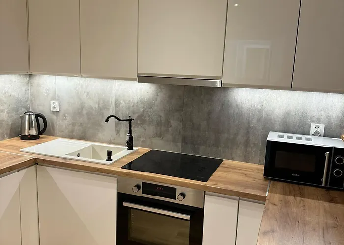 Lubelska Skyres Tower Center View *